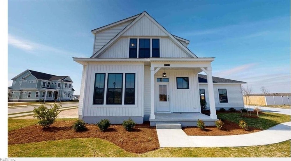 modern farmhouse featuring a porch