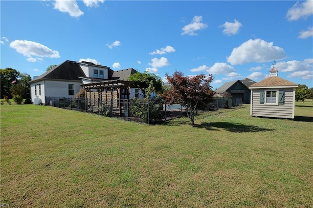 view of yard with a pergola