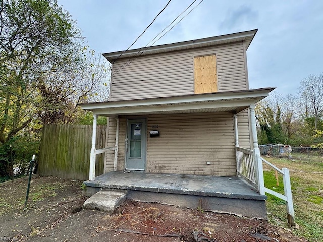 view of front of property with a porch