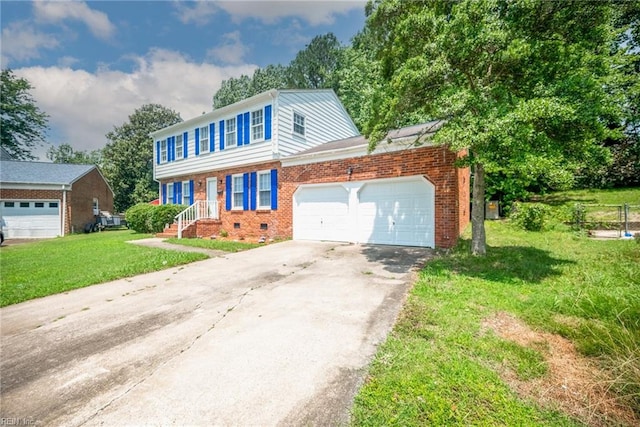 view of front of home with a front lawn