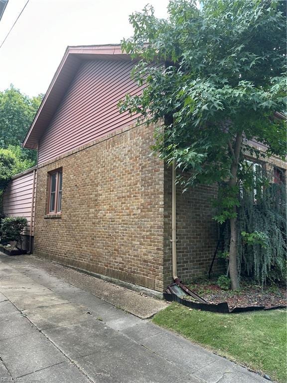 1049 Brandon Ave, Norfolk, VA 23507 - view of home's exterior featuring brick siding