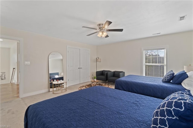 bedroom with carpet flooring and ceiling fan