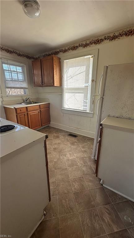 kitchen with a healthy amount of sunlight