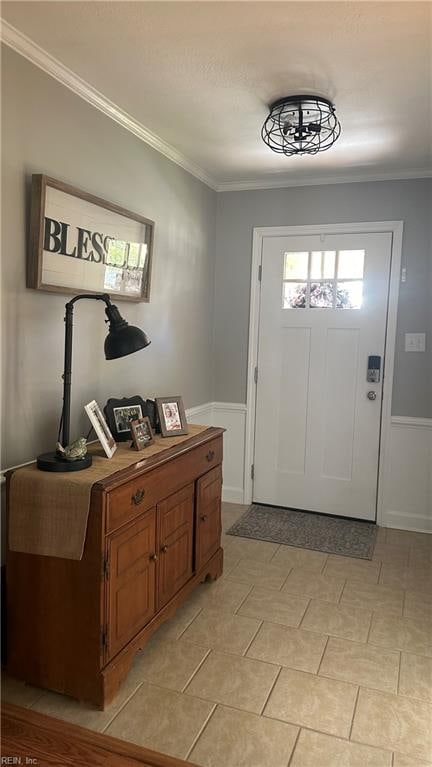 entrance foyer with crown molding