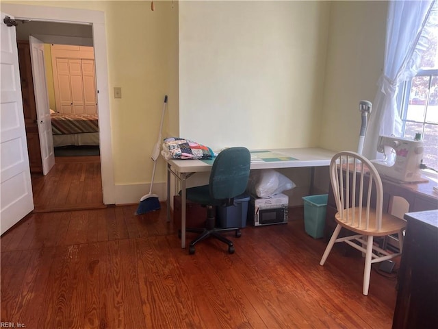 office space with hardwood / wood-style flooring