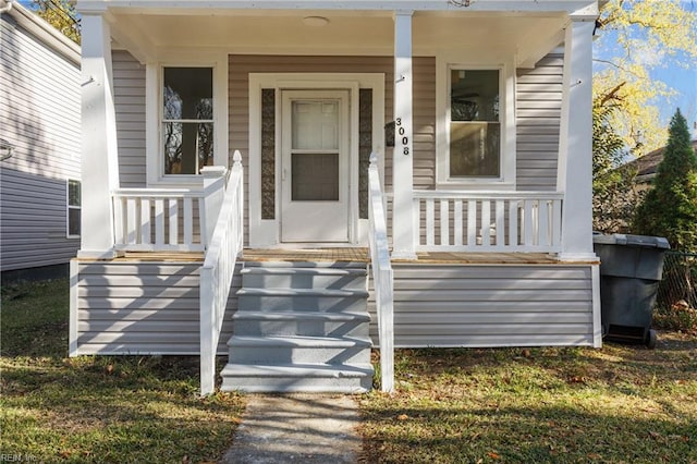 property entrance with a porch