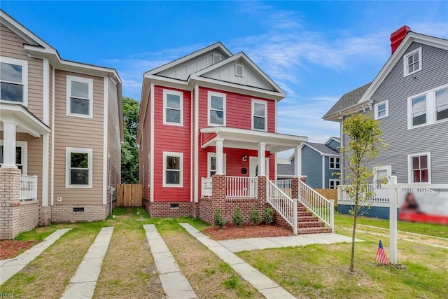 view of front facade featuring a front yard