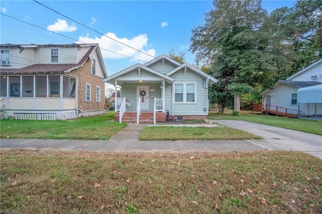 view of front of home with a front yard