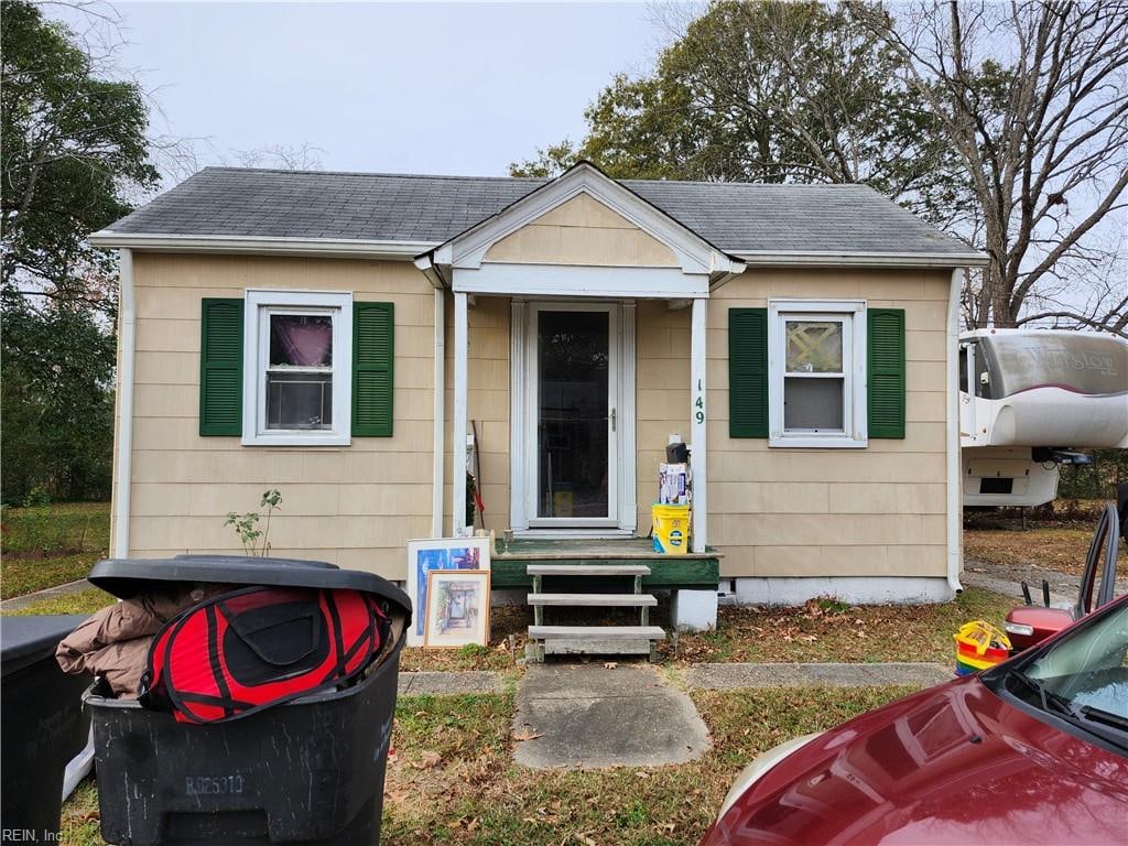 view of bungalow-style house