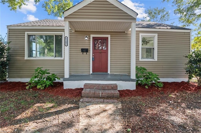 view of front of house featuring a porch