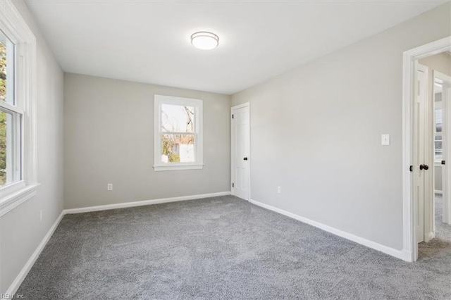 spare room with carpet flooring