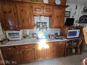 kitchen featuring light tile patterned floors