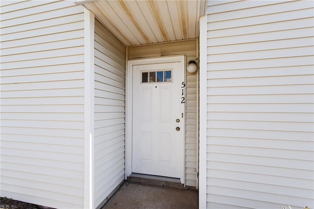 view of property entrance