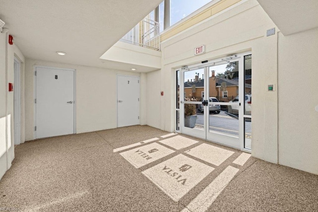 empty room with a towering ceiling