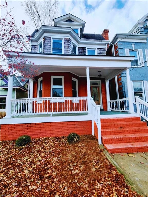 view of front of house featuring a porch