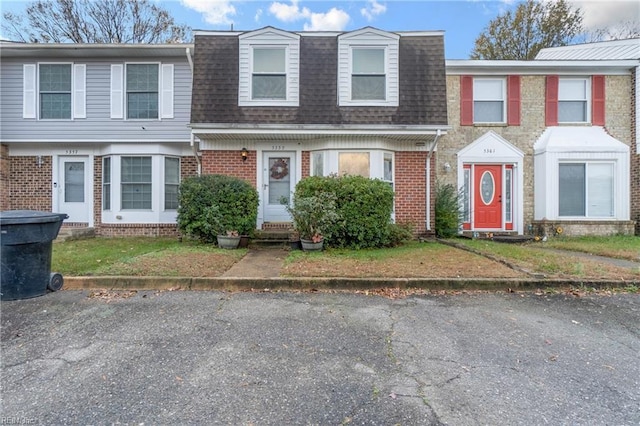 view of townhome / multi-family property