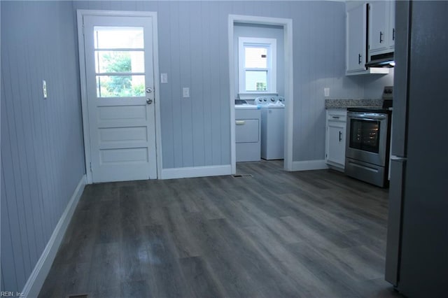 kitchen featuring white cabinetry, dark hardwood / wood-style flooring, plenty of natural light, and appliances with stainless steel finishes