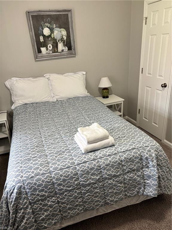 bedroom with carpet floors