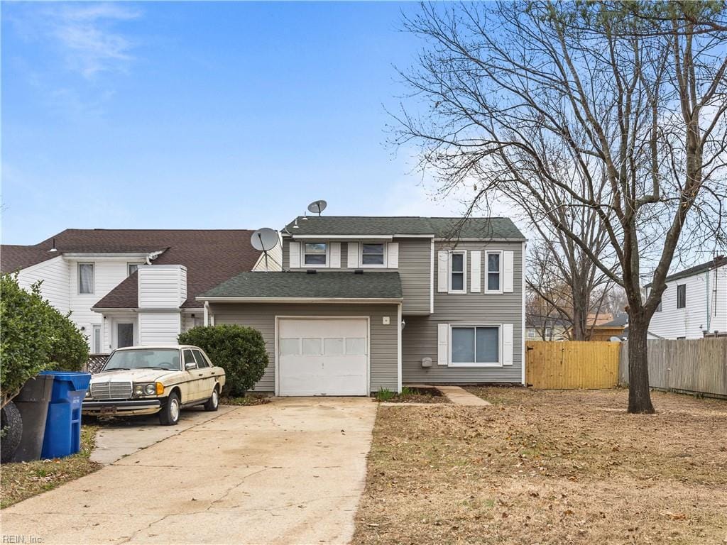 view of front of home featuring a garage