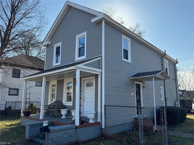 view of front of property featuring covered porch