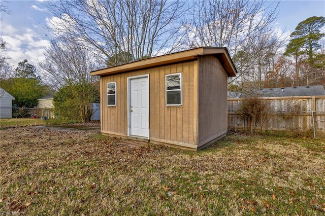 view of outbuilding