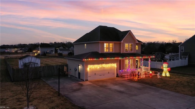 view of front property featuring a garage