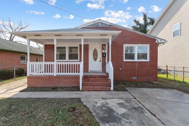 bungalow featuring covered porch