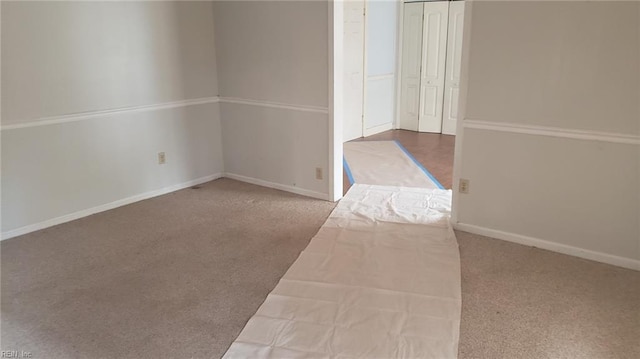 view of carpeted spare room