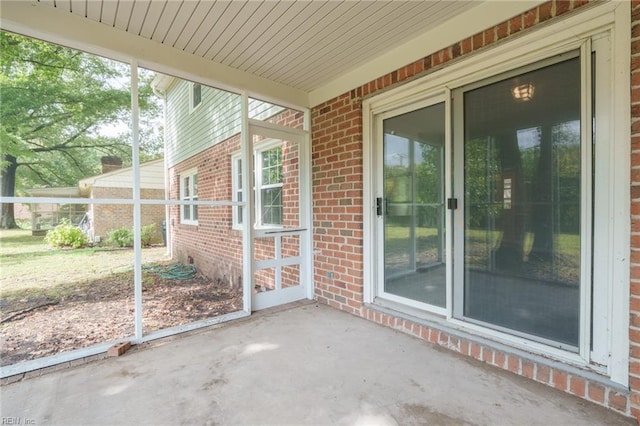 view of unfurnished sunroom