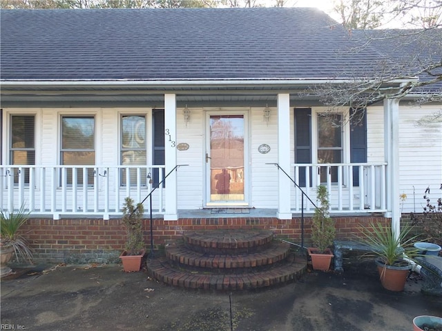 view of front of house with a porch