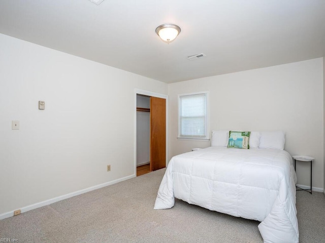 bedroom featuring carpet flooring