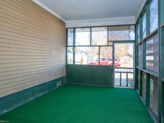 view of unfurnished sunroom