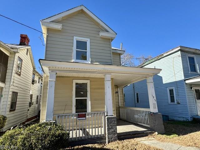 view of front of house with a porch