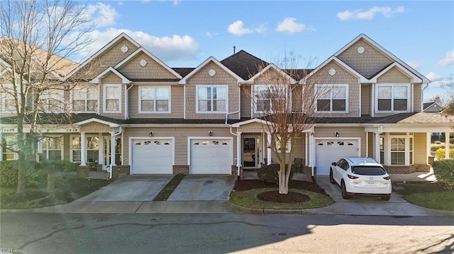 view of front facade with a garage