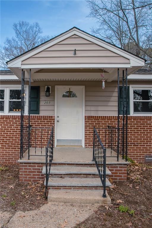 view of front of home with covered porch