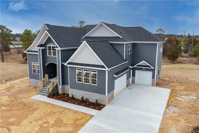 view of front property featuring a garage