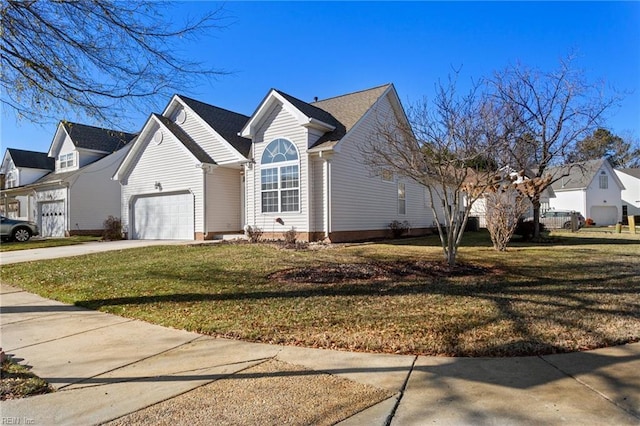 view of front of property with a front lawn