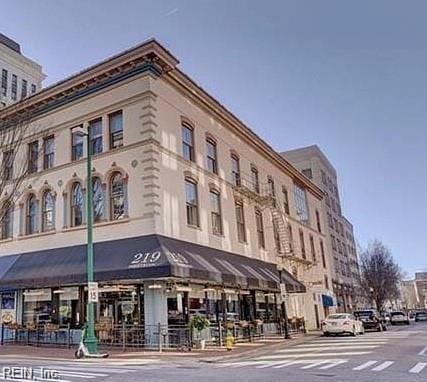 view of building exterior