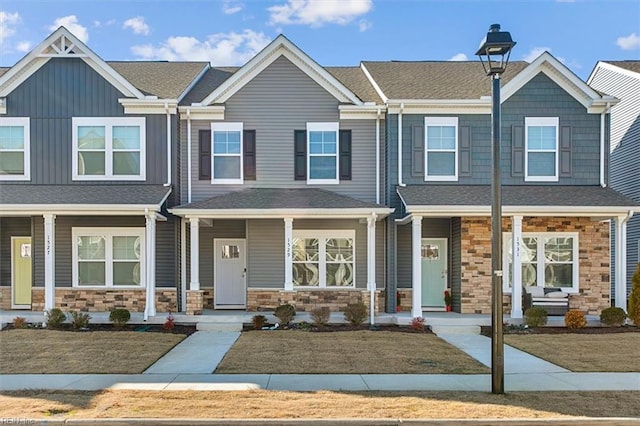 view of front of home with a porch