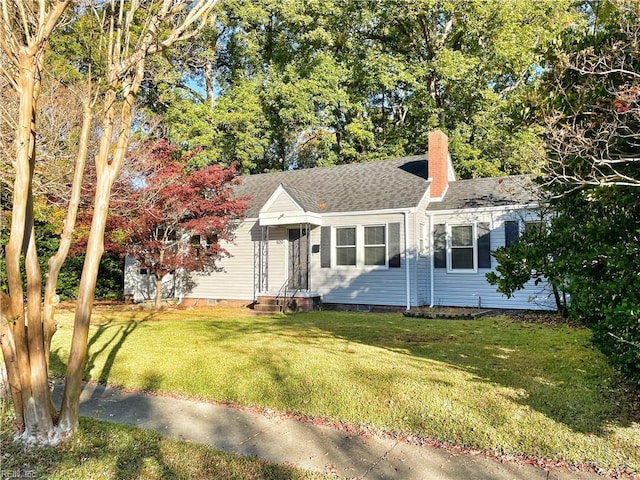 view of front of house featuring a front yard