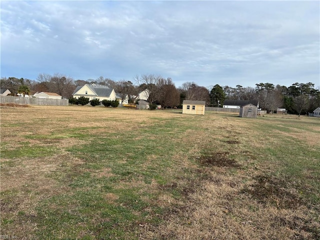 view of yard with a shed