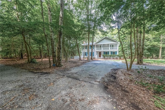 view of front of property with covered porch