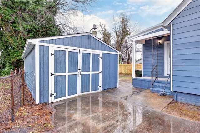 view of outbuilding