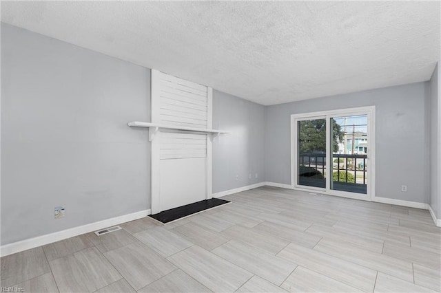 view of unfurnished living room