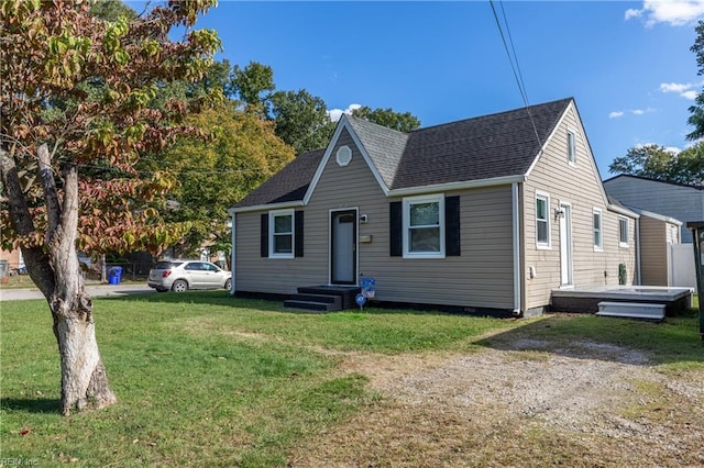 view of front of house featuring a front yard