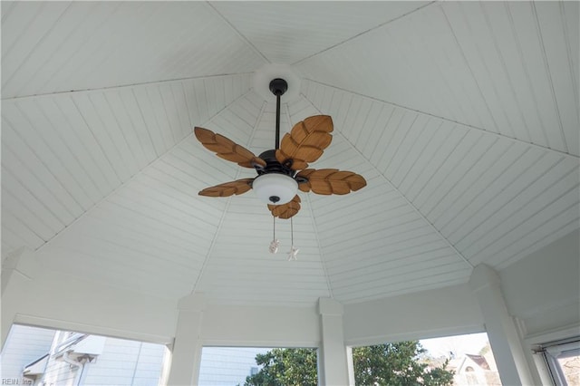 exterior details with ceiling fan