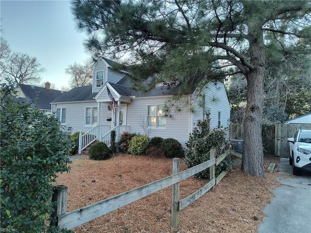 view of front of property