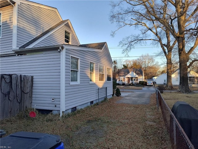 view of home's exterior