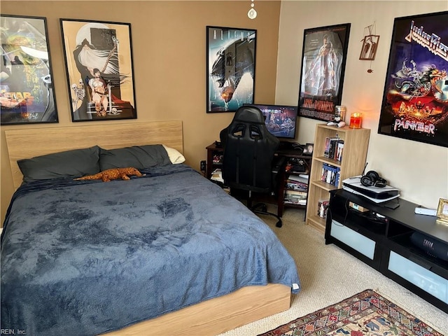 bedroom featuring carpet floors