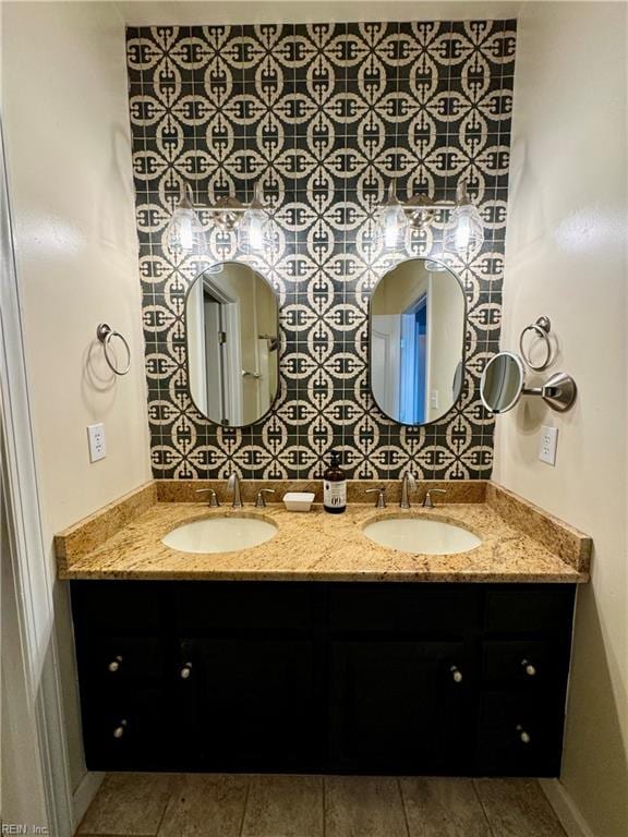 bathroom with vanity and backsplash